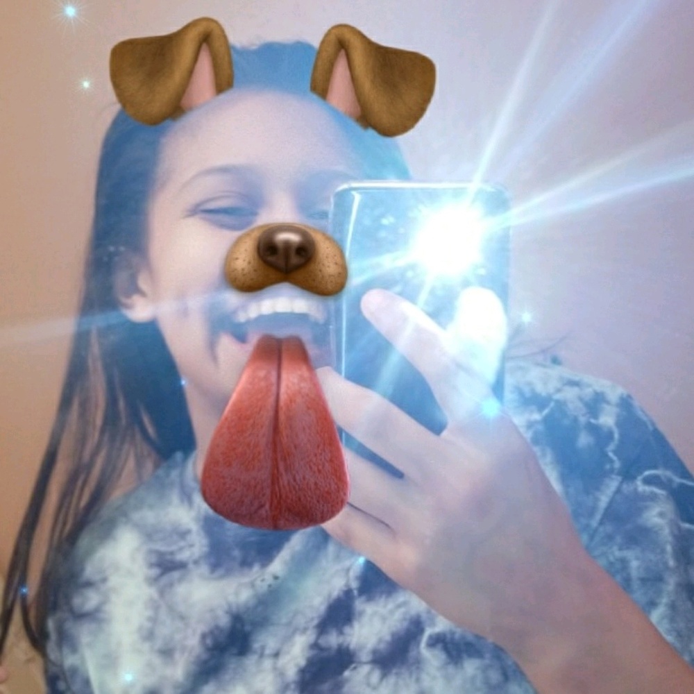 Meet your Posher, Leila